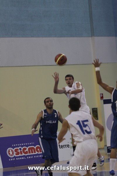 110924 basket 318_tn.jpg